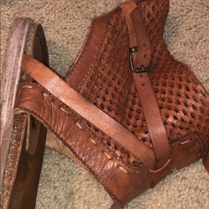 Free People Shoes - Free people brown leather gladiator sandals Free People Shoes - Free people brown leather gladiator sandals